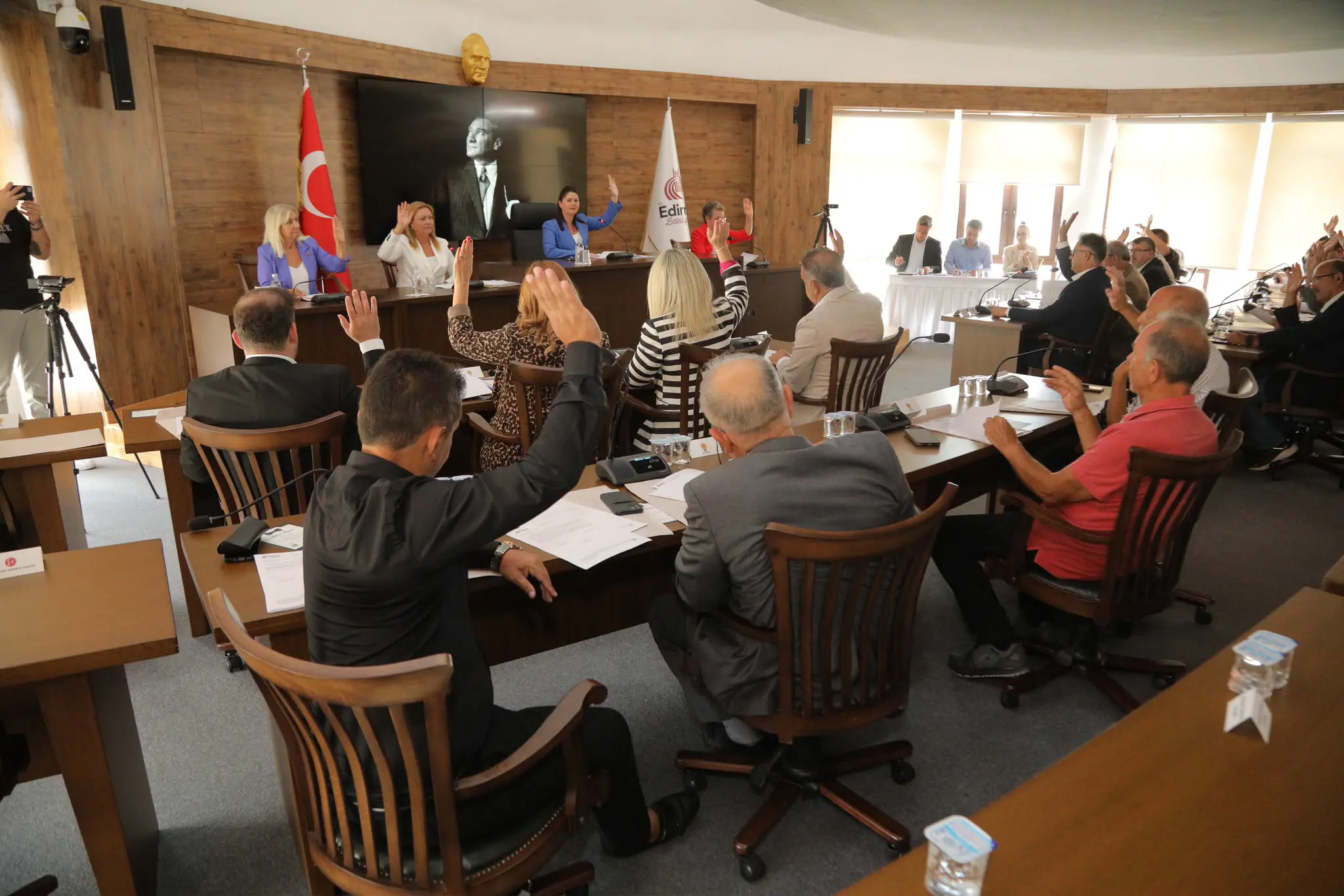 EDİRNE BELEDİYESİ EYLÜL AYI OLAĞAN MECLİS TOPLANTISI GERÇEKLEŞTİRİLDİ galeri görseli